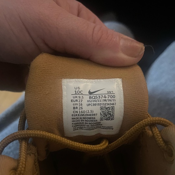 Little kids Nike boots size 10 - Picture 6 of 6